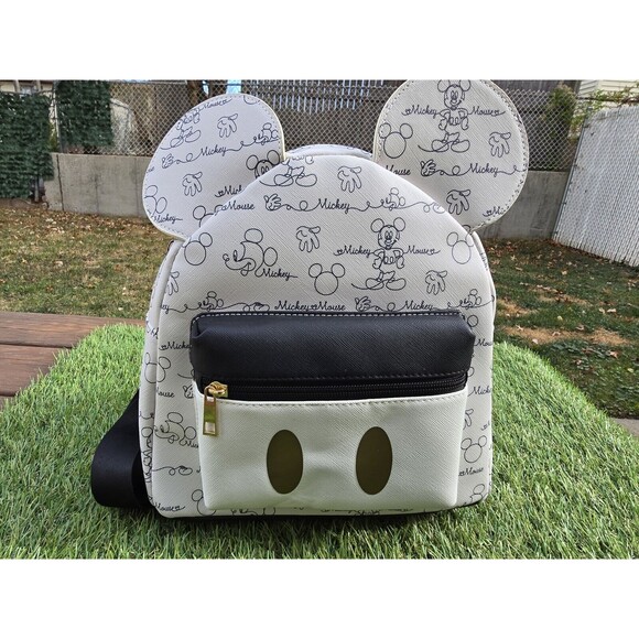 Bioworld Disney Women's Black & White Mickey Mouse Mini Backpack  W/3D Ears-NWT - Picture 3 of 14